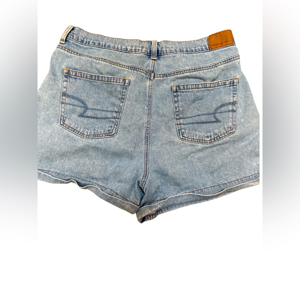 American Eagle Outfitters Blue Jean Mom Shorts Distressed High-Waisted